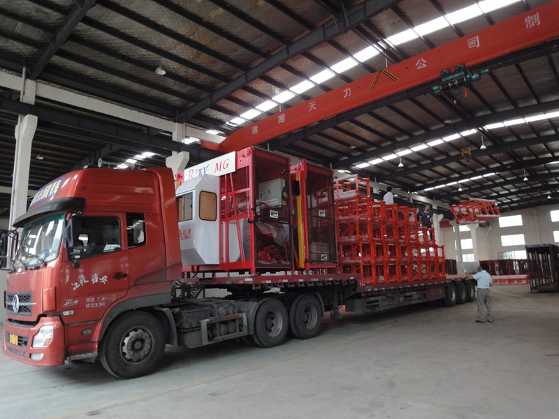 施工升降機(jī)